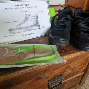 Cariuma IBI High sneakers Mens 10 vegan black knit all black bamboo